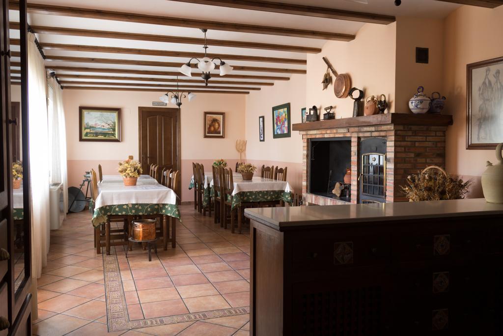 La Posada De Clotilde Cella Exteriör bild